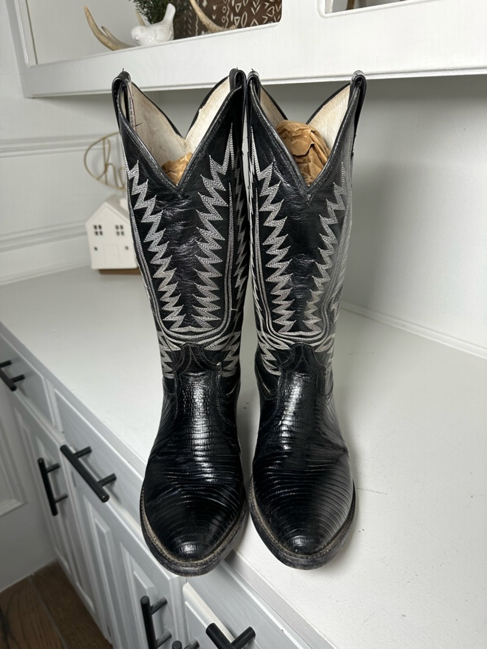 Vintage Cowtown Cowboy Boots Mens 9D Womens 10.5 Black Lizard USA Made Western - Picture 2 of 9
